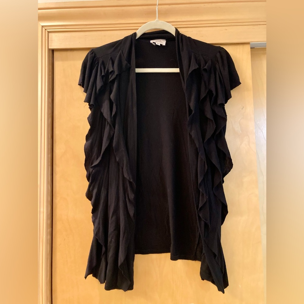 Lightweight cardigan. Sz M